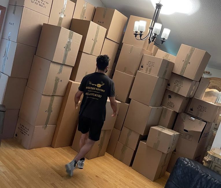 Simplify Your Move: How Ottawa's Packing and Moving Services Make Long-Distance Transitions a Breeze